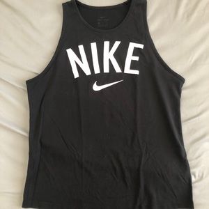 Nike workout tank